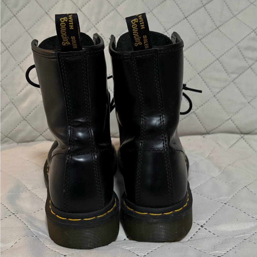 Dr. Martens 1460 smooth leather size 8 - Picture 3 of 6